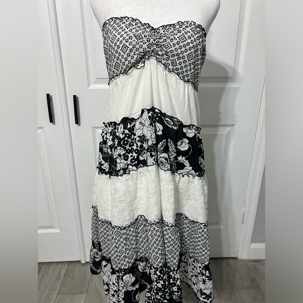 Guess Jeans summer dress size M Black and white